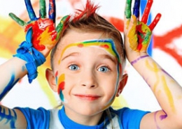 نقش بازی در پرورش خلاقیت کودک